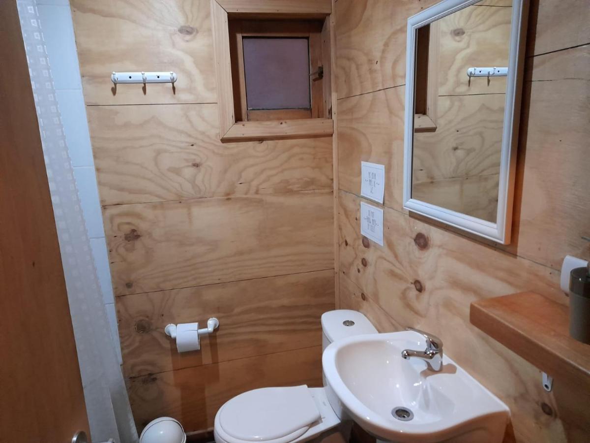 Hostal Palafito Waiwen Castro Bagian luar foto